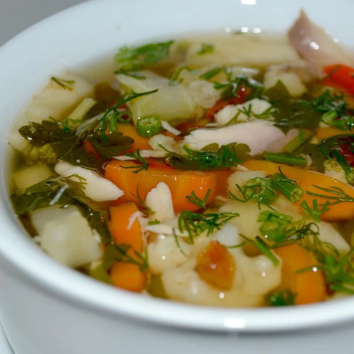 Рыбный суп с овощами