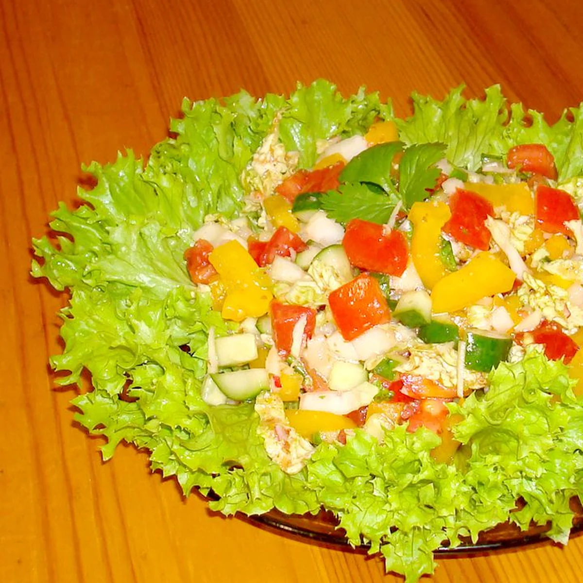 Салат из пекинской капусты "Яркое ассорти"