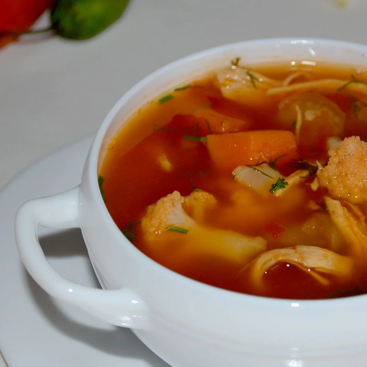 Суп из тыквы, цветной капусты и куриного филе