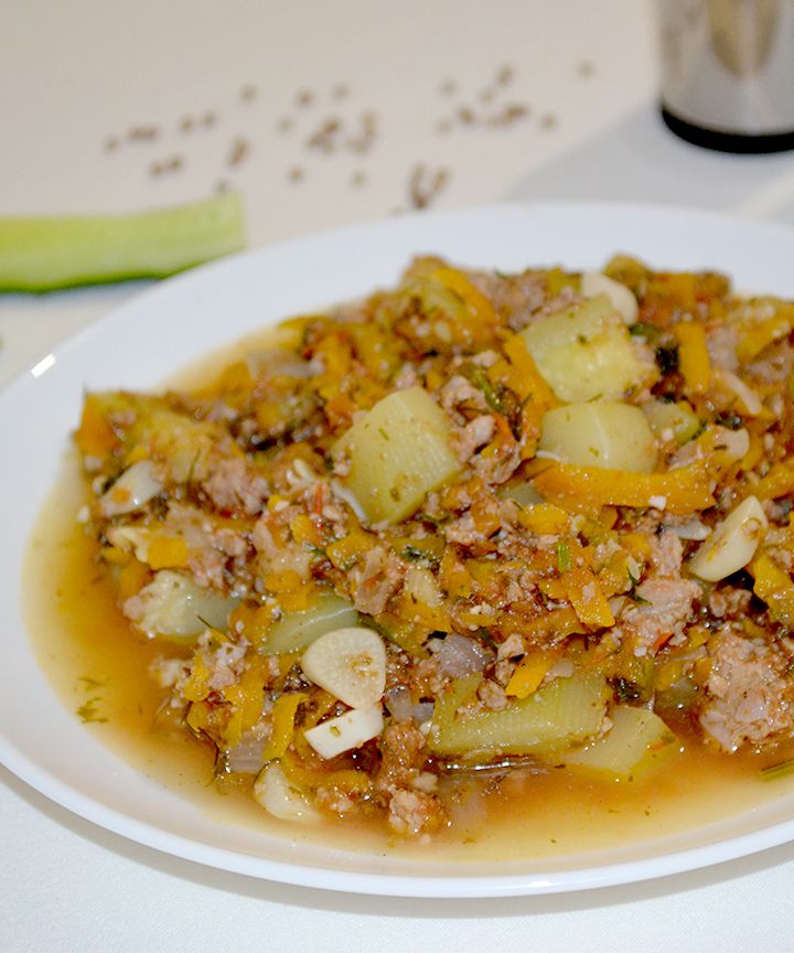 Фарш индейки тушёный с кабачками и тыквой