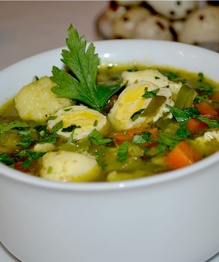 Суп с перепелиными яйцами