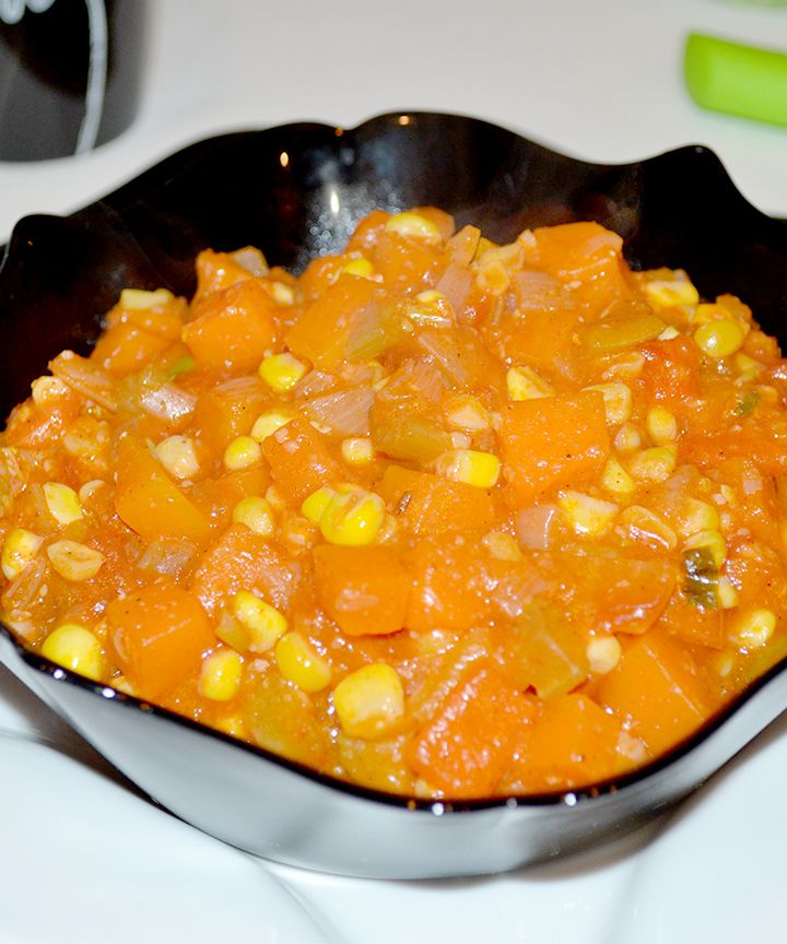 Тыква, тушёная с кукурузой